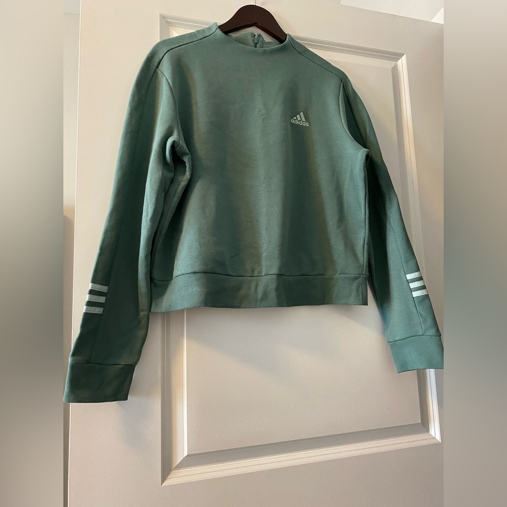 NWT. Adidas Crewneck Sweatshirt in Teal Green with Logo - Picture 5 of 9